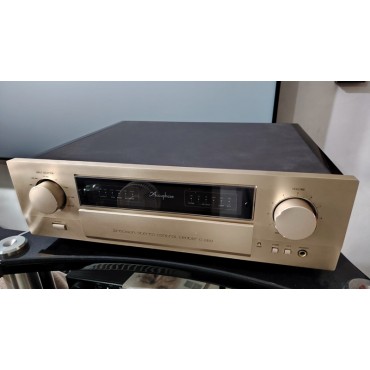 Accuphase 2410...
